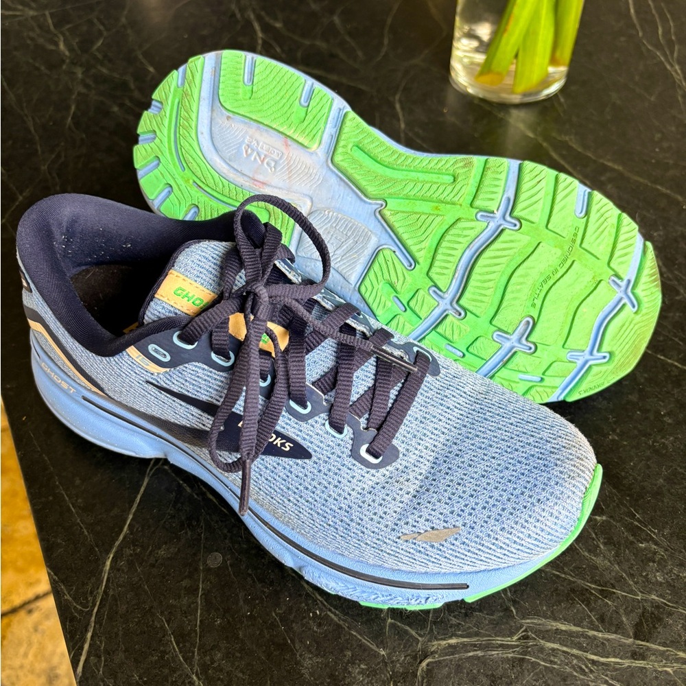 Brooks ghost 15 women’s running shoes 7.5